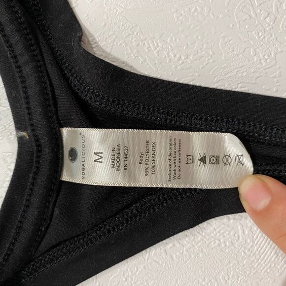 Yogalicious Racerback Tank Top Women’s Medium Black Athletic Workout Shirt - Picture 3 of 5